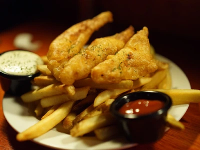 fish-and-chips-656223_1920.jpg
